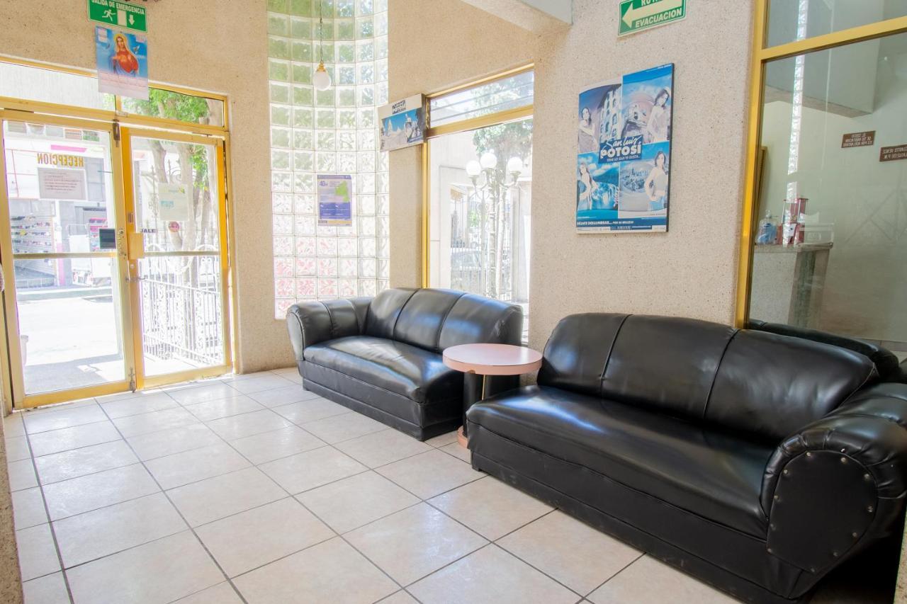 Oyo Hotel Casino Del Valle, מטהואלה מראה חיצוני תמונה